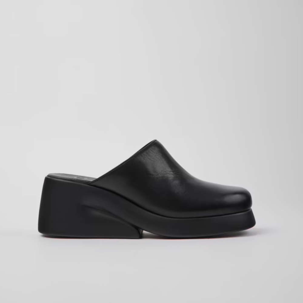 camper kaah black leather mules